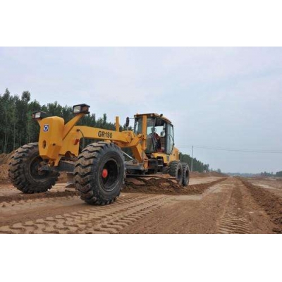 ANBO.COM_安博(中国)租赁平地机在蒙华铁路施工